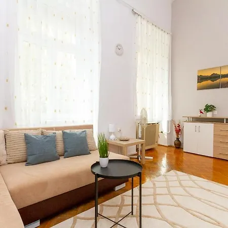 3bdr Spacious Getaway By Nw