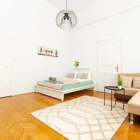 3bdr Spacious Getaway By Nw شقة